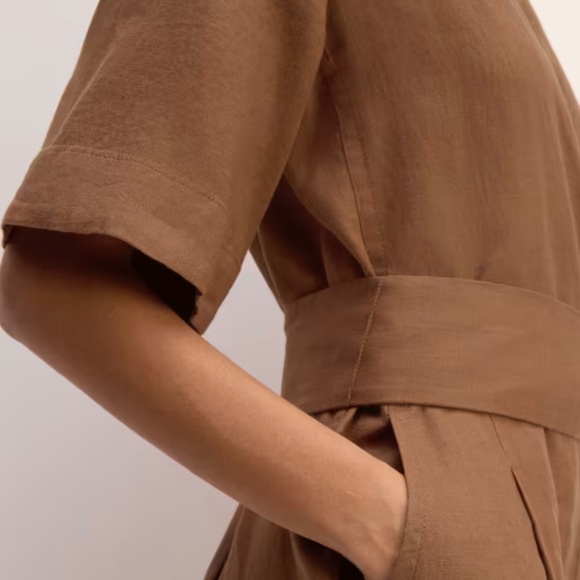 Everlane The Wrap Jumpsuit in Linen - Picture 6 of 15